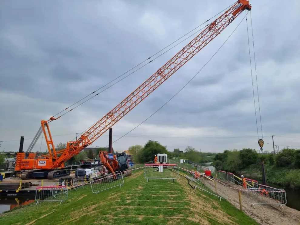 LAND & WATER STARTS EMERGENCY WORKS AT DONCASTER ON BEHALF OF THE ENVIRONMENT AGENCY AND BAM NUTTALL