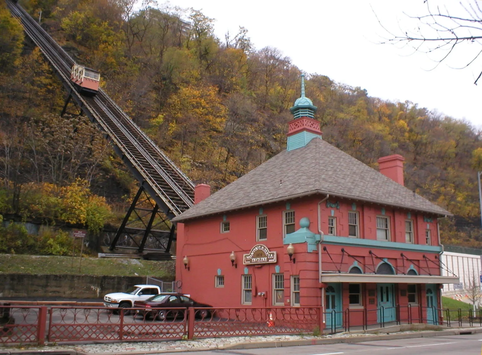 Credit: S. Clery: Original digital image, Monongahela Incline, Pittsburgh, Nov 2006 | From the C+S Archives: A Simple System