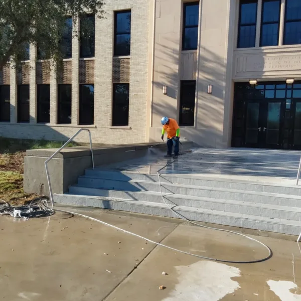 Photo courtesy of Western Specialty Contractors. | Western Specialty Contractors Restores Façade of Historic Del Mar College Memorial Classroom Building in Corpus Christi, TX